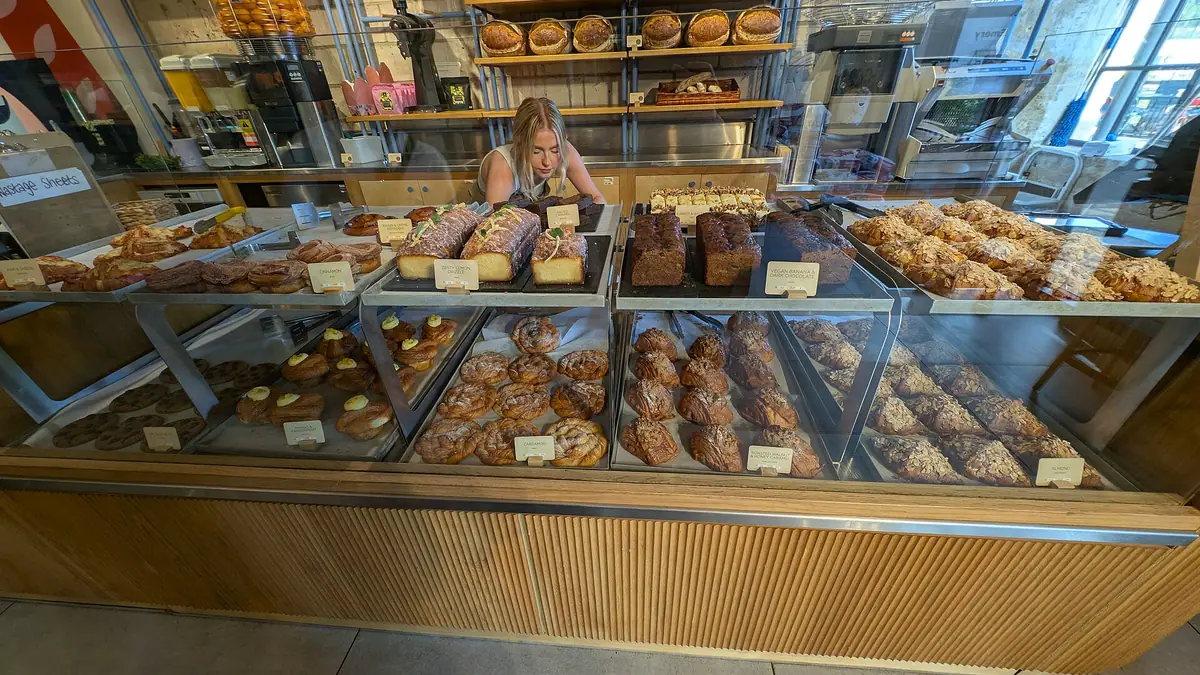 Dahlia Bakery – bakery in Scarborough town centre